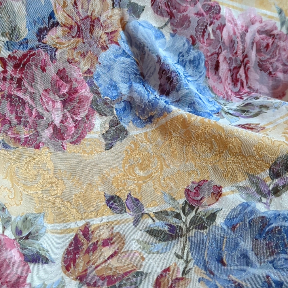 (D01) Floral and yellow fabric